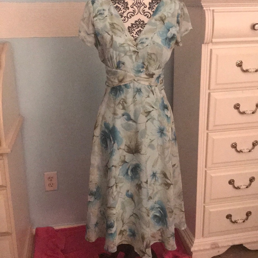 Maxi Floral Dress By Connected Apparel